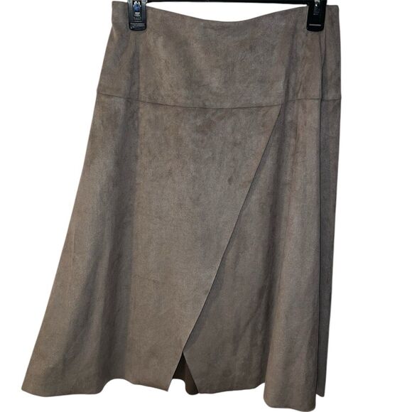 Soft Surroundings Dresses & Skirts - Soft Surroundings Skirt Womens XS Tan Farrah Vegan Suede A-line Raw Hem office